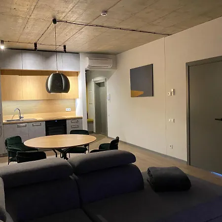 Διαμέρισμα Church View Apartment With Balcony *