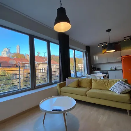 Διαμέρισμα Church View Apartment With Balcony *