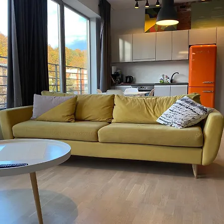 Church View Apartment With Balcony Διαμέρισμα Κάουνας