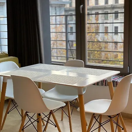 Διαμέρισμα Church View Apartment With Balcony