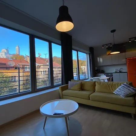 Διαμέρισμα Church View Apartment With Balcony