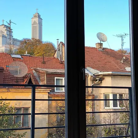 Church View Apartment With Balcony Κάουνας